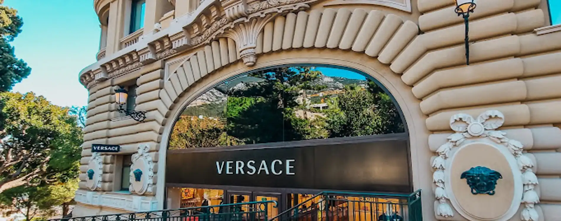 versace-facade-monaco